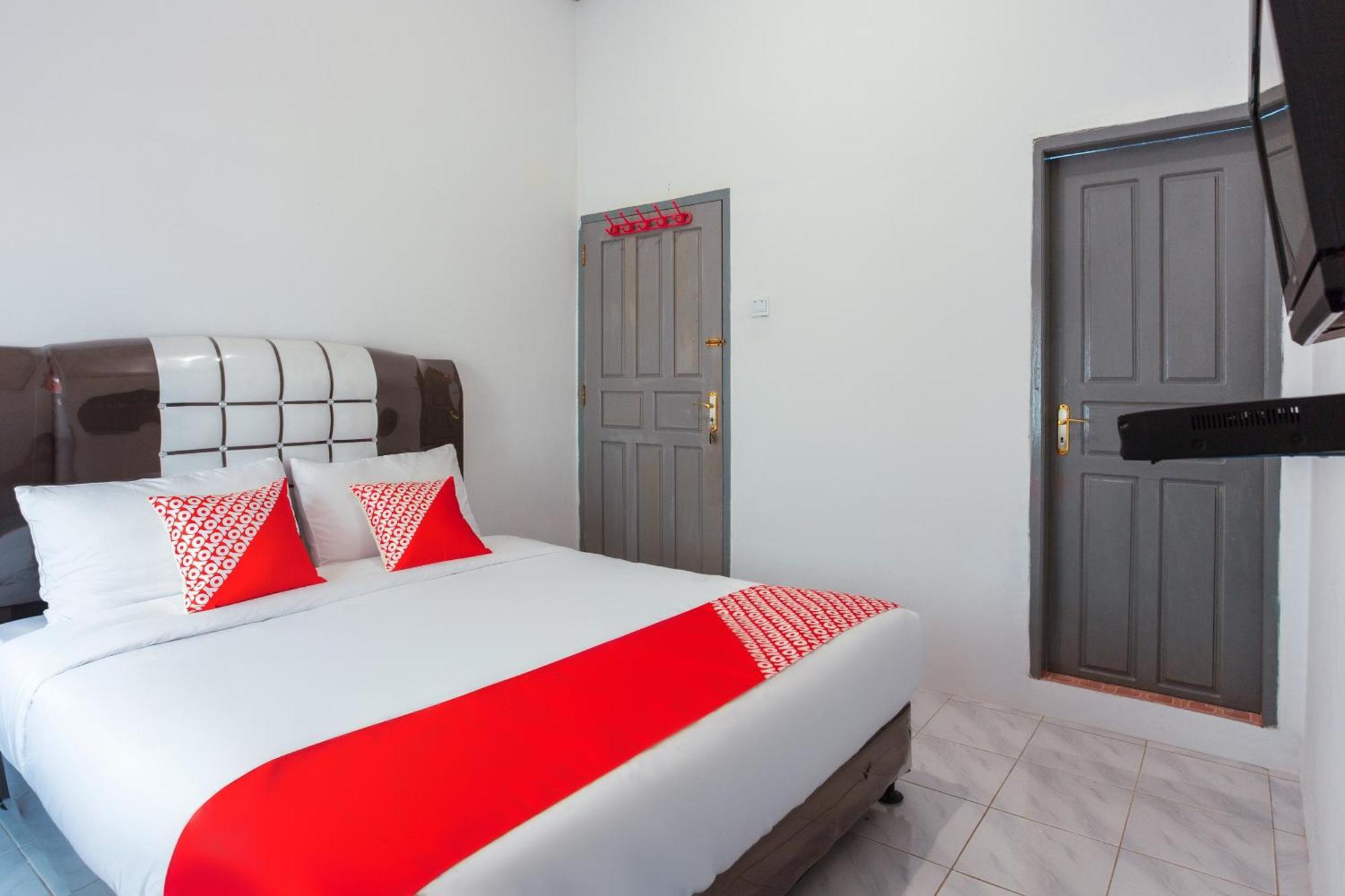 Oyo 2903 Putri Residence Syariah Bukittinggi Exterior foto